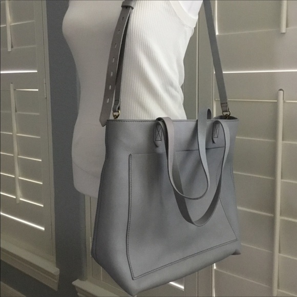 COPY - Madewell Medium blue Zip tote - Picture 6 of 14